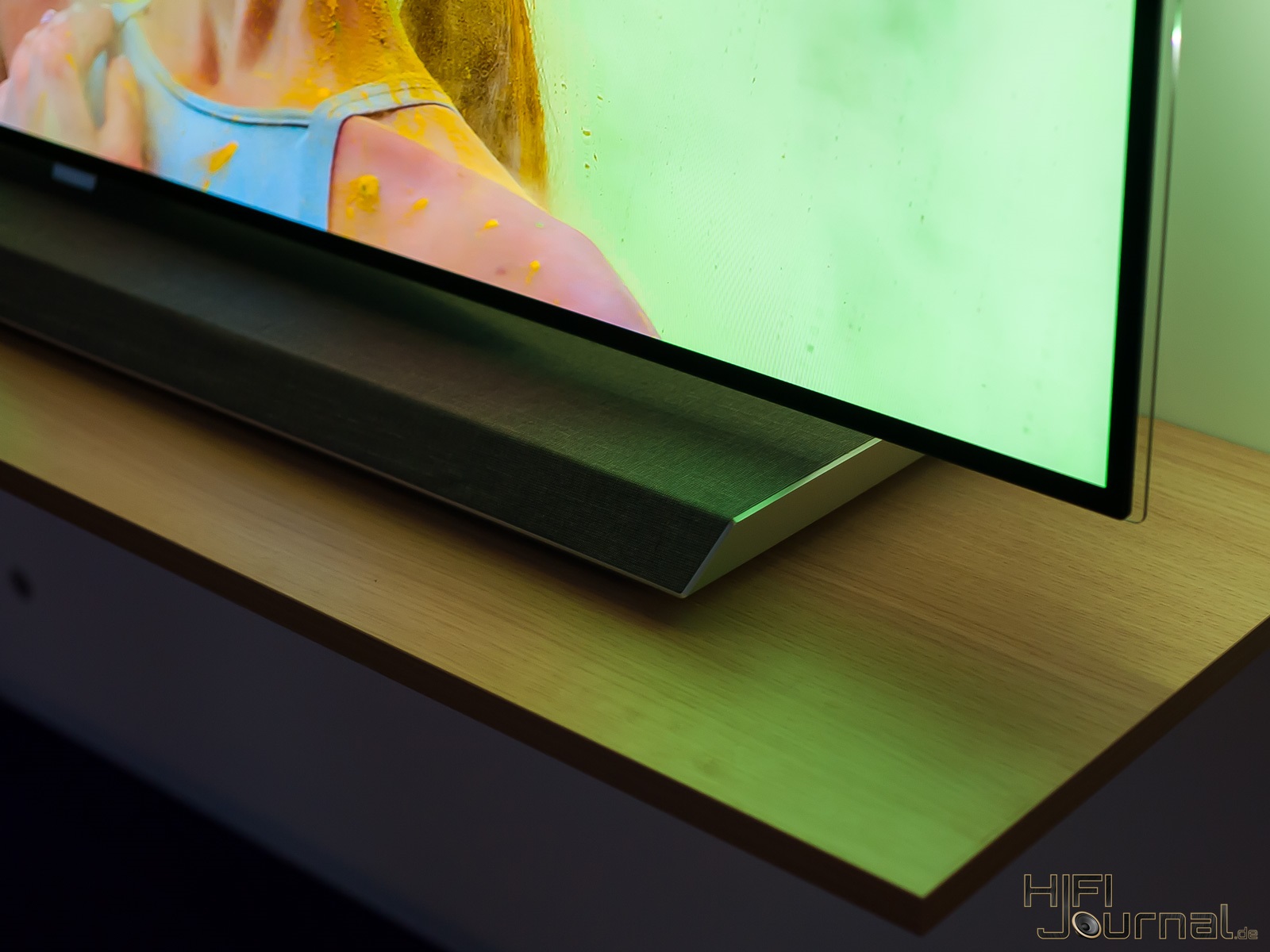 Philips 9er Serie OLED TV Ambilight IFA 2017 04