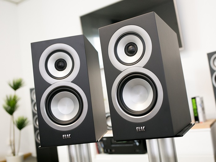 ELAC Uni Fi BS U5 01