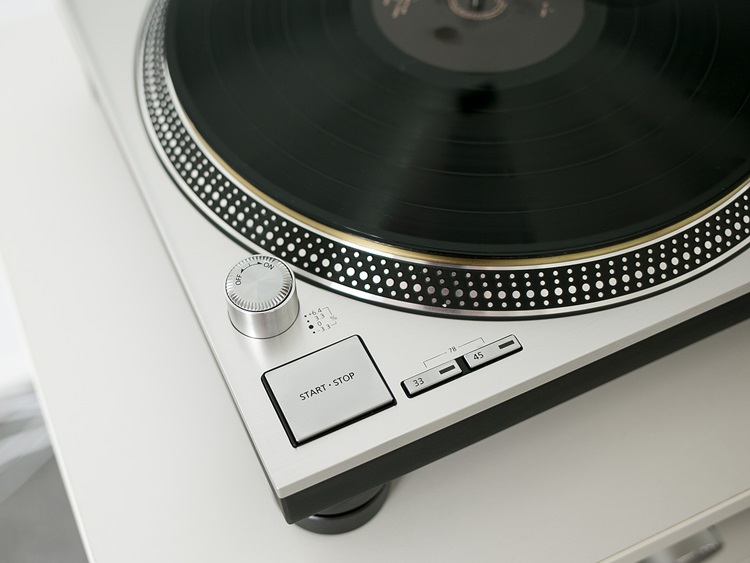 Technics SL 1200G 02