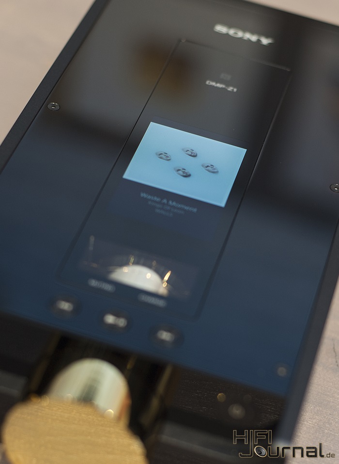 SONY DMP Z1 01