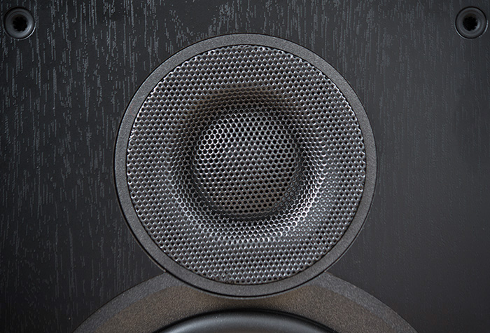 ELAC DF62 BK 04k