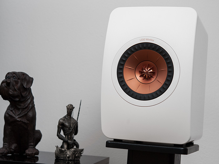 KEF LS50 Wireless 01k