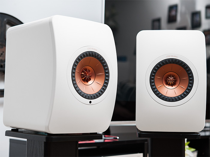 KEF LS50 Wireless 06k