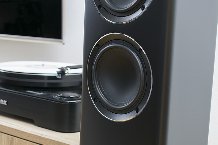 Elac Carina FS247.4 04k