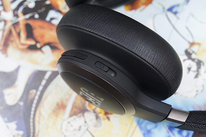 JBL LIVE 650BTNC 08k