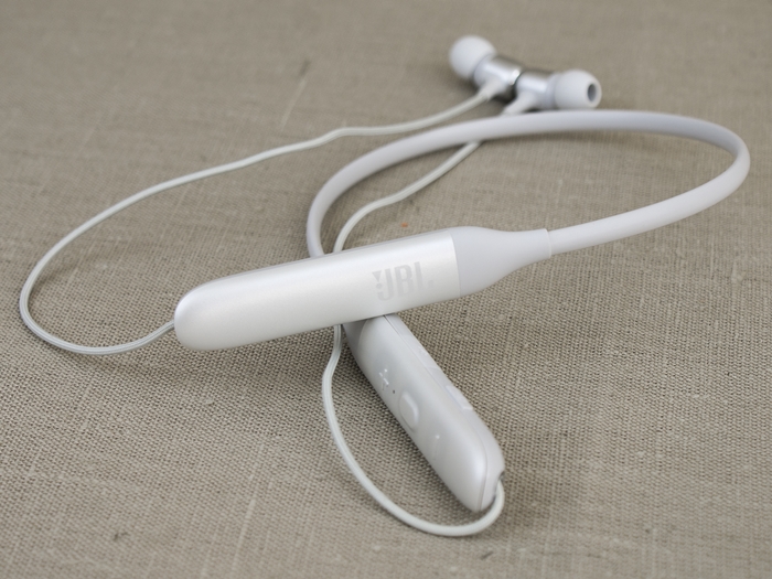 JBL Live 220BT 9k