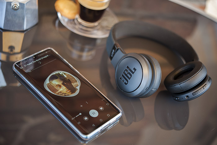 JBL Live 400BT 10k