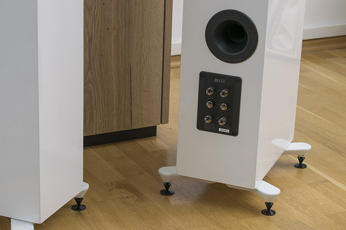 KEF R5 08k