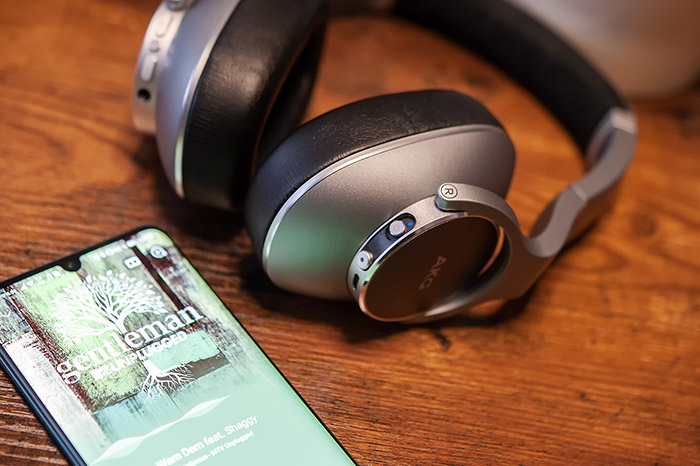 AKG N700C 14k