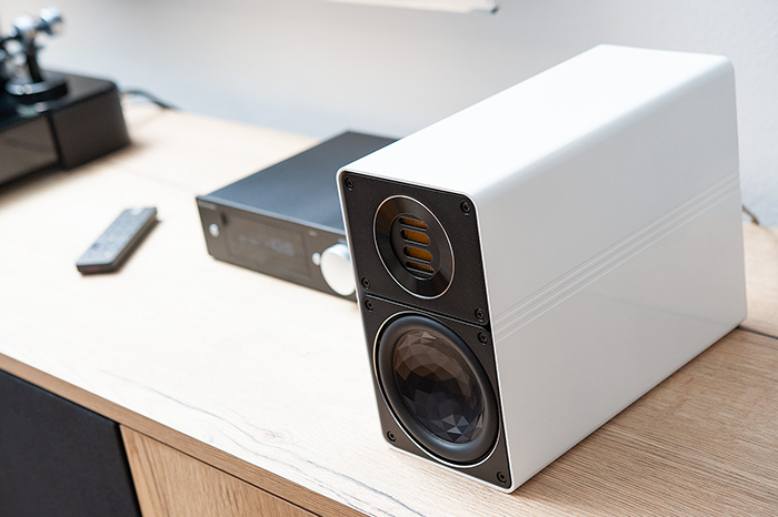 Elac BS 312 11k