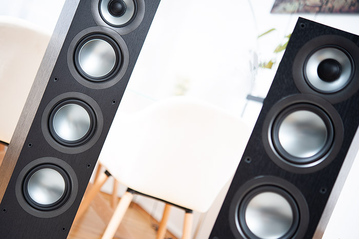 Elac Uni Fi 2.0 4k