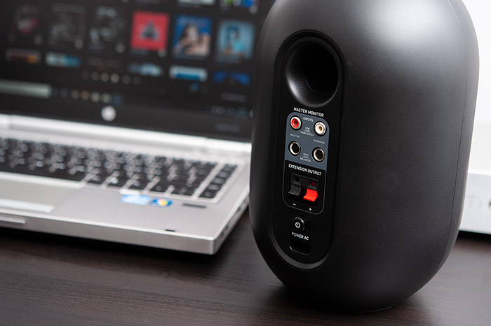 JBL One Series 104 08k