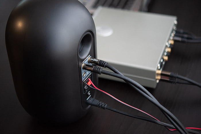 JBL One Series 104 09k