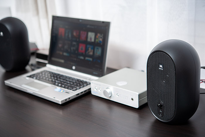JBL One Series 104 10k