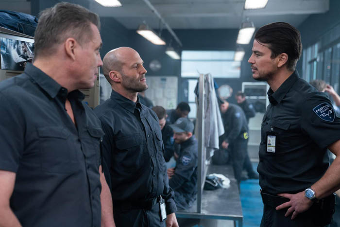 H (Jason Statham, Mitte) und "Boy Sweat Dave" (Josh Hartnett, rechts)