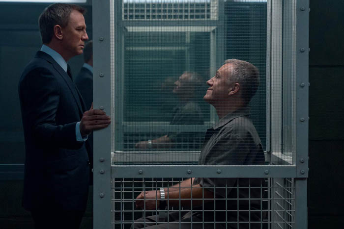 B25_16556_R2Daniel Craig stars as James Bond and Christoph Waltz as Blofeld in NO TIME TO DIE, an EON Productions and Metro-Goldwyn-Mayer Studios filmCredit: Nicola Dove© 2021 DANJAQ, LLC AND MGM.  ALL RIGHTS RESERVED.