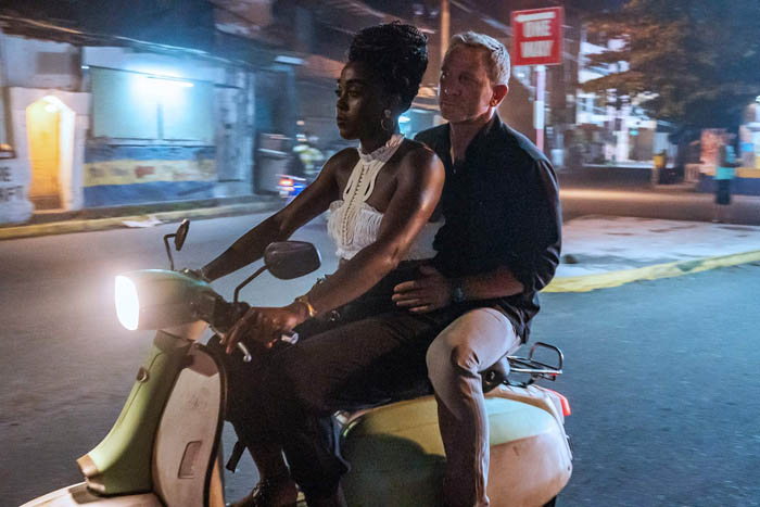 B25_05662_RLashana Lynch stars as Nomi and Daniel Craig as James Bond inNO TIME TO DIE, an EON Productions and Metro-Goldwyn-Mayer Studios filmCredit: Nicola Dove© 2021 DANJAQ, LLC AND MGM.  ALL RIGHTS RESERVED.