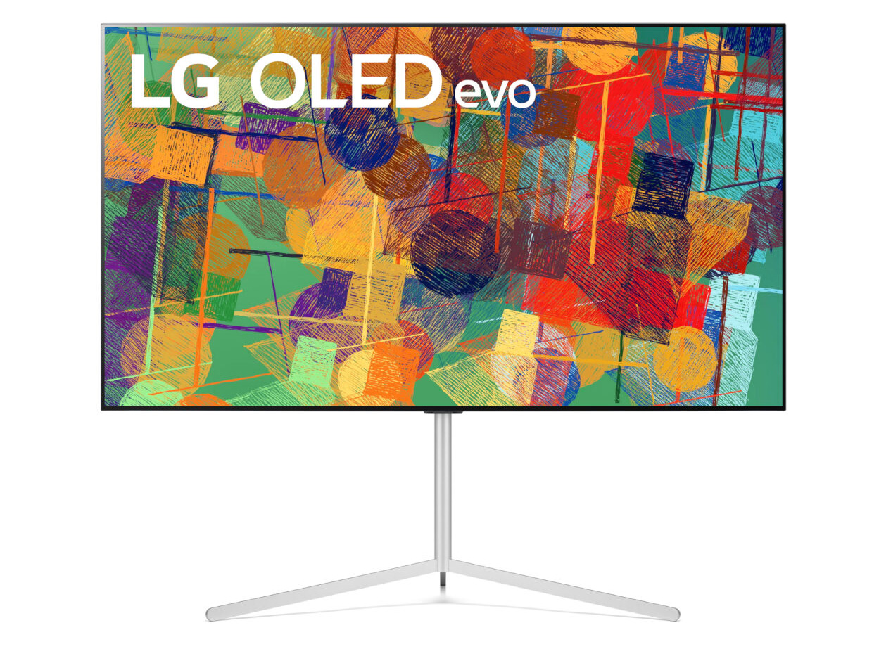 LG OLED evo 65 G1 Angle 02