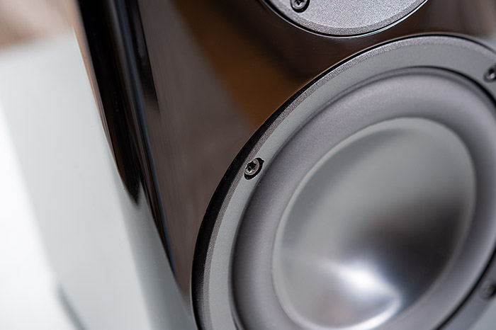 Elac Solano BS283 5k