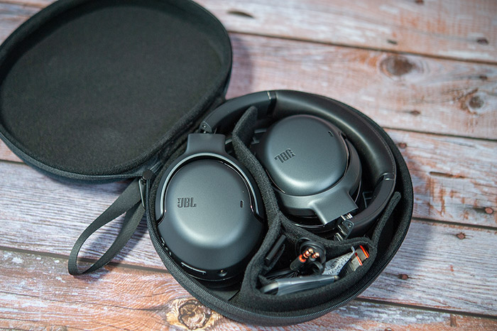 jbl tour one 2k