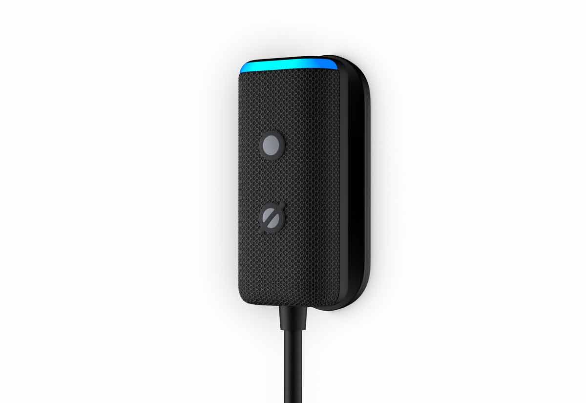 Amazon Echo Auto 02