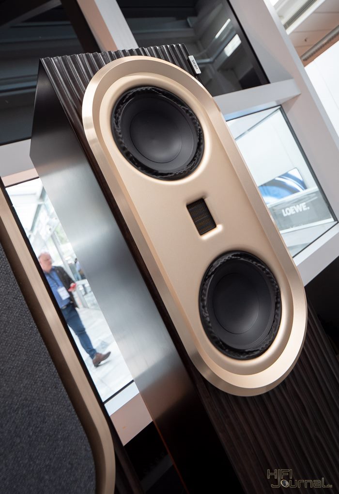 Loewe Standlautsprecher 11