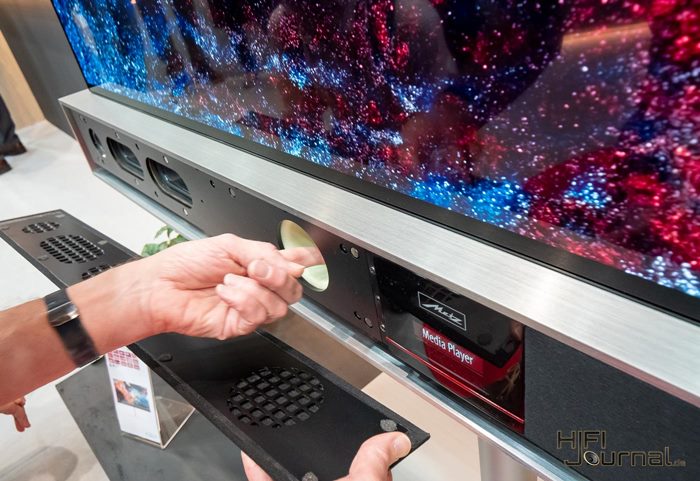 Metz Primus OLED 10