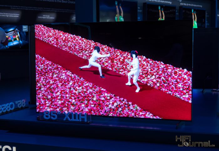 TCL X11H Mini LED TV 07