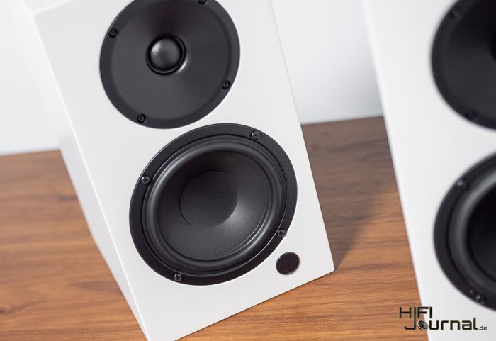 ELAC Adsum Connex 04
