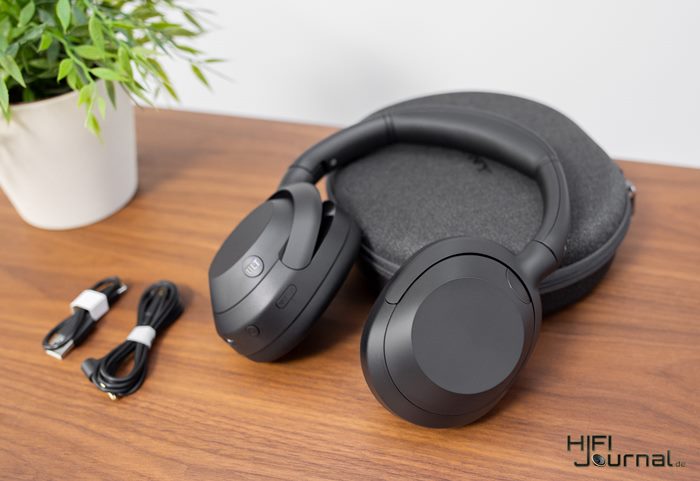 Sony ULT Wear 02