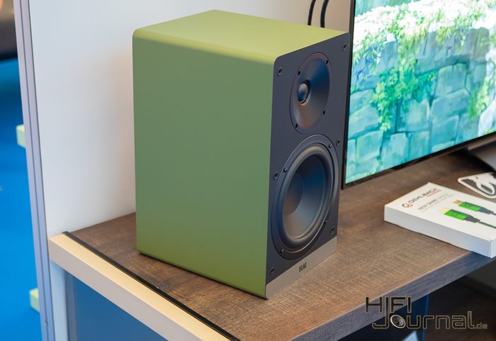 ELAC Debut 3 0 05