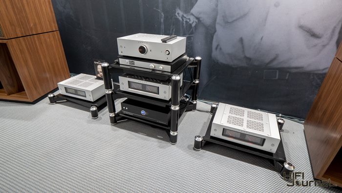 Onkyo ICON Series 01