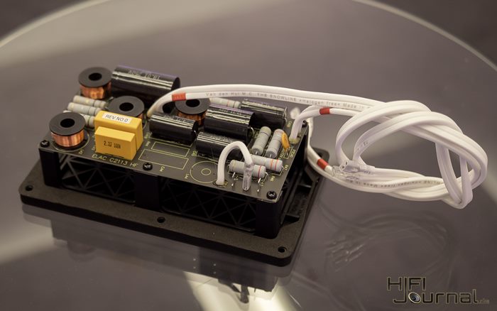 ELAC Concentro M807 17