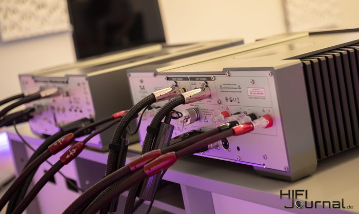 ELAC Concentro M807 32